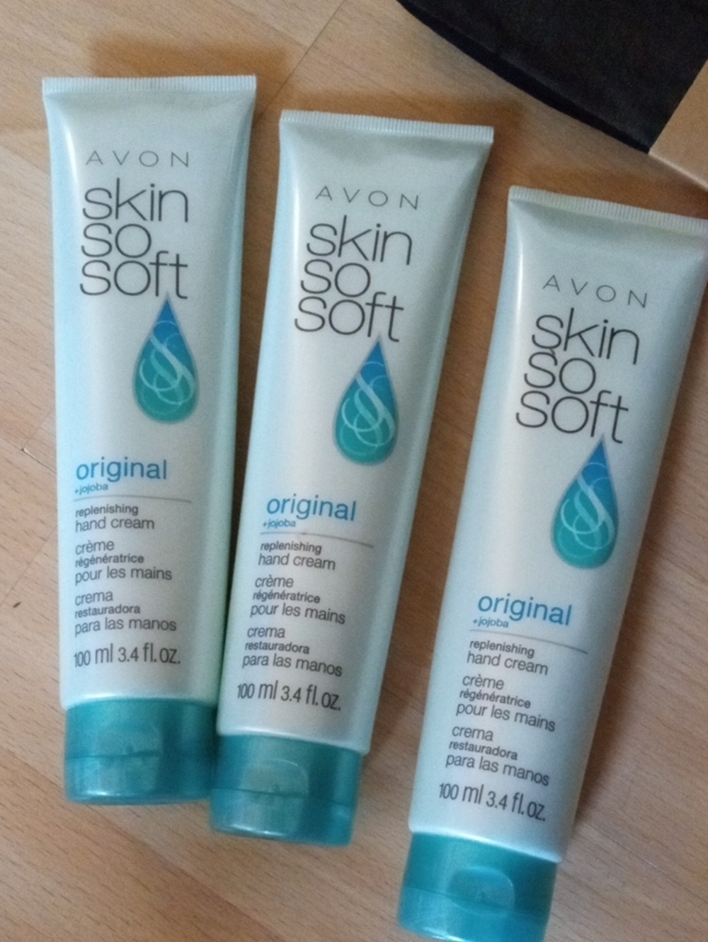 Avon Skin So Soft Original Hand Cream - Teal